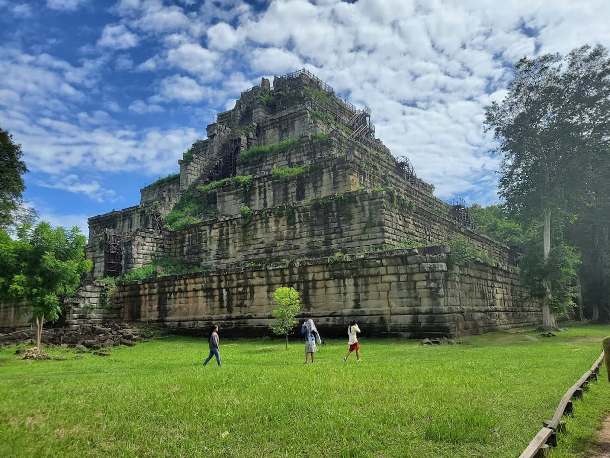 Koh Ker - hidden temple Cambodia