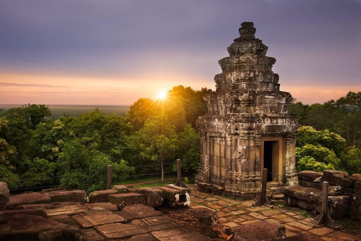 Phnom Bakheng - Siem Reap temple